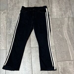 MOTHER Black Insider Crop Step Fray Jeans